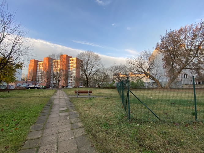 Sludinājumi. Zemes gabals starp Kr. Valdemāra un Hospitāļu ielām. Rīgas vēsturiskā centra un tā aizsardzības Cena: 69000 EUR Foto #2