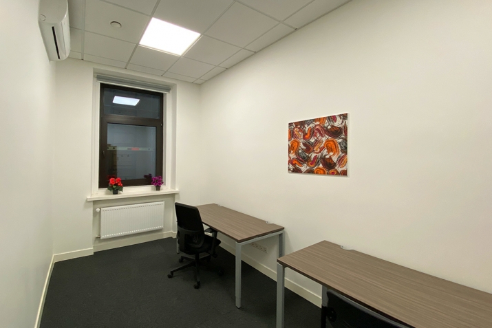 Sludinājumi. Birojs prestižā ēkā ar skatu uz Brīvības pieminekli. Mūsdienīgs birojs renovētā ēkā. Aprīkoti un Cena: 3256 EUR/mēn Foto #8