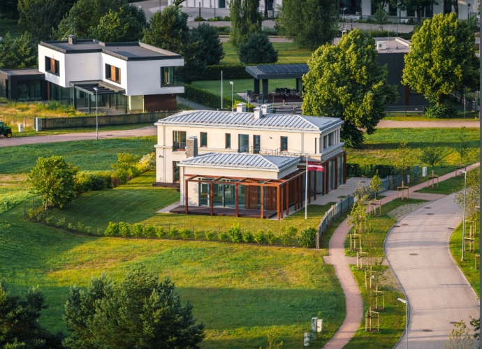 Объявление. Продается дом с 4 спальнями \'Villa Helenia\' в проекте \'Mežaparks Residence\' - улица Кеlnes 8.  Цена: 992000 EUR Foto #7