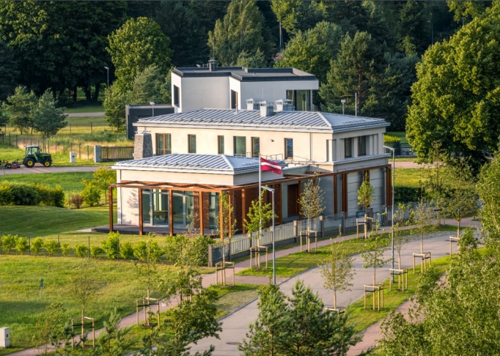 Объявление. Продается дом с 4 спальнями \'Villa Helenia\' в проекте \'Mežaparks Residence\' - улица Кеlnes 8.  Цена: 992000 EUR Foto #3