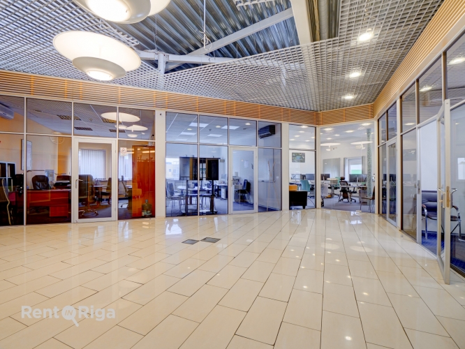 Объявление. Офисные помещения в Плявниеках, на территории офисно-складского комплекса, на 2-м этаже. Цена: 240 EUR/мес. Foto #3