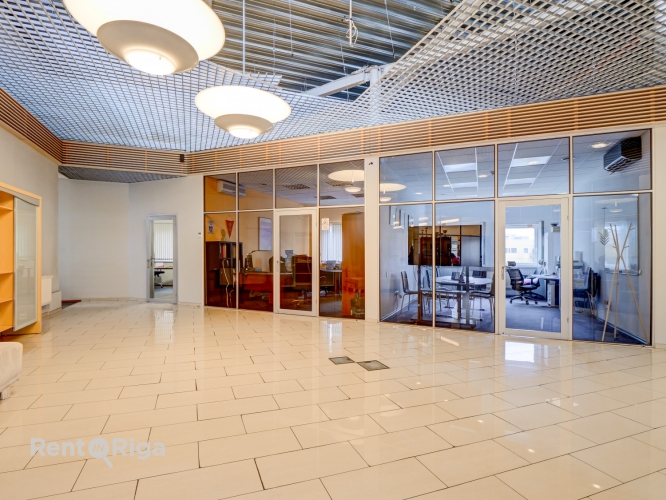 Объявление. Офисные помещения в Плявниеках, на территории офисно-складского комплекса, на 2-м этаже. Цена: 240 EUR/мес. Foto #4