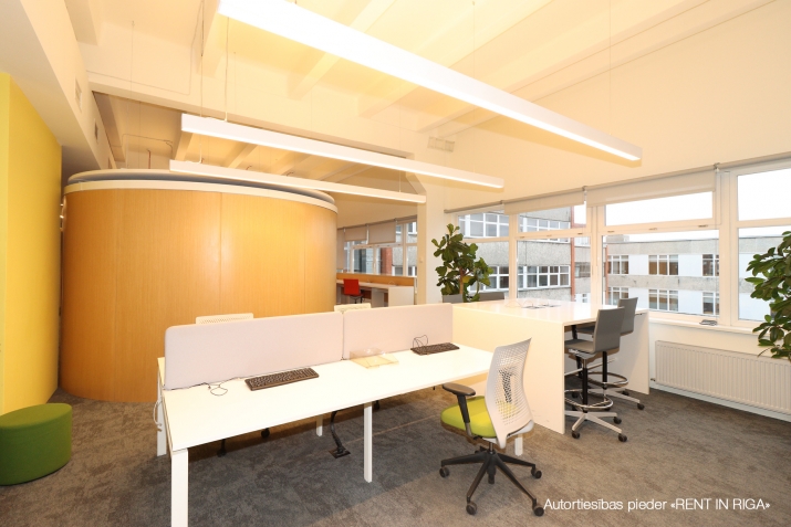 Sludinājumi. Uzņēmuma TET biroju ēkā tiek iznomāts viss Pērses ielas puses korpuss.   + Ofiss ir nesen kā Cena: 7470 EUR/mēn Foto #3