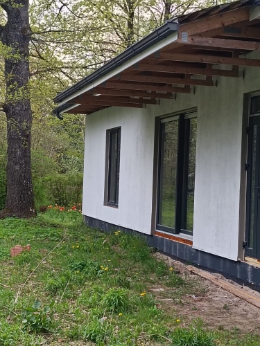 Sludinājumi. Pārdod nepabeigtu vienstāvu privātmāju Jelgavā.  Pārdošanā nepabeigta vienstāvu privātmāja mierīgā Cena: 115000 EUR Foto #7