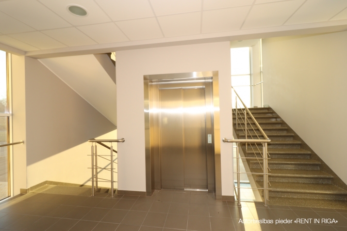 Объявление. Birojs Salaspils novadā.   + 2. stāvs.  + Platība sastāv no priekštelpas, atvērtas telpas, Цена: 2868 EUR/мес. Foto #7