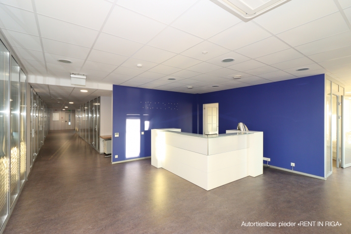 Объявление. Birojs Salaspils novadā.   + 2. stāvs.  + Platība sastāv no priekštelpas, atvērtas telpas, Цена: 2868 EUR/мес. Foto #1