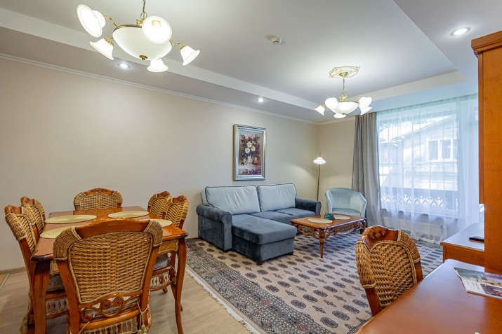 Sludinājumi. Villa Alvine - Eleganti apartamenti blakus Dzintaru koncertzālei un Jūrmalas labākajiem Cena: 1400 EUR/mēn Foto #1