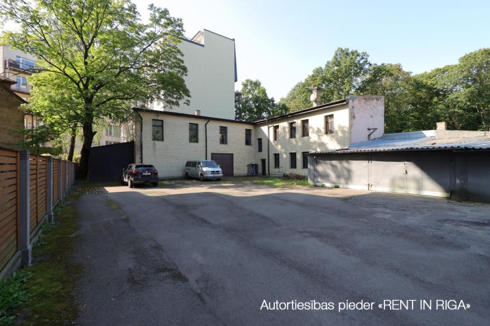 Sludinājumi. Zemes gabals, kurš piemērots daudzīvokļu māju būvniecībai.  + Skiču projekts pielikumā; + pēc Cena: 620000 EUR Foto #6