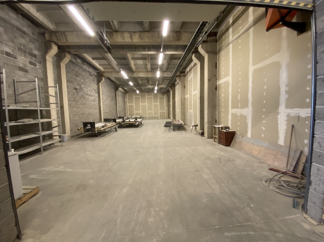 Sludinājumi. Apkurināmas noliktavas/ražošanas telpas Ozolnieku novada Cenu pagastā.   + 1. stāvs. + Vārti zemes Cena: 4200 EUR/mēn Foto #4