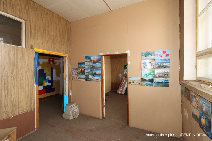 Объявление. Складские помещения в центре.  + 2. этаж. + Удобное расположение. + Платная парковка во Цена: 627 EUR/мес. Foto #5