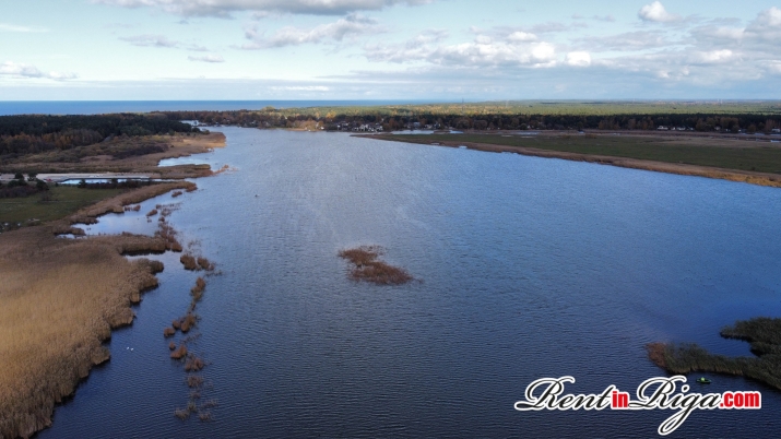 Sludinājumi. Pārdod zemi gleznainā vietā  Mangaļsala mājas celtniecībai.  Platība: 5510 m  Paredzēts dzīvojamo Cena: 99000 EUR Foto #7