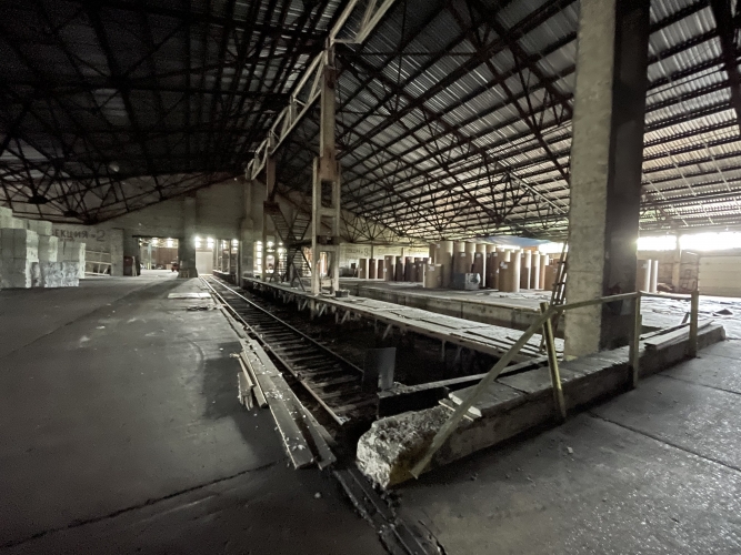 Sludinājumi. Iznomājam neapkurināmas noliktavas ar dzelzceļa rampām.  Apsargājama, asfaltēta teriotrija, Cena: 12000 EUR/mēn Foto #3