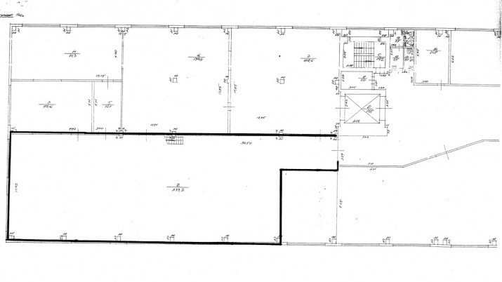 Sludinājumi. Ražotne vai noliktava tuvajā Purvciemā. Platība 360 m2. WC ir koplietošanā. Griestu augstums telpās Cena: 900 EUR/mēn Foto #7