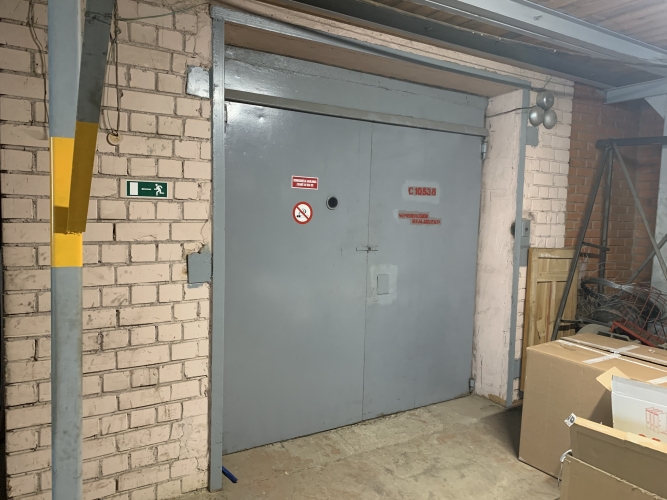 Sludinājumi. Ražotne vai noliktava tuvajā Purvciemā. Telpas atrodas ēkas ceturtajā stāvā. Kravas lifti 5t un 3t. Cena: 790 EUR/mēn Foto #6