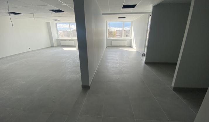 Sludinājumi. Jelgavas mašīnbūves rūpnīcā, Barona ielā 40 piedāvājam nomāt kvalitatīvas biroja telpas. Plānojums Cena: 290 EUR/mēn Foto #4