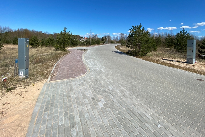 Sludinājumi. Pārdod privātmājas apbūves zemi pie Mašēnu ezera, 1.līnijā labiekārtotā ciematā. Tiks pievilktas Cena: 114500 EUR Foto #5