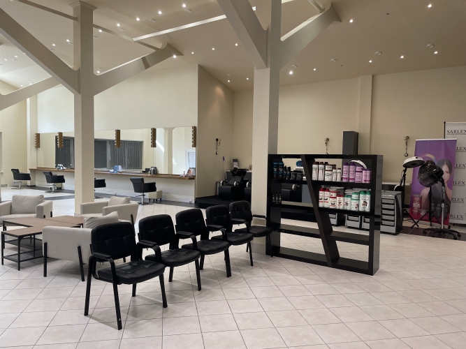 Sludinājumi. Izdevīga lokācija, vieta, kur satiekās 3 ielas, P.Brieža, Pētersalas un Rūpniecības ielas. Pāri Cena: 1560 EUR/mēn Foto #2