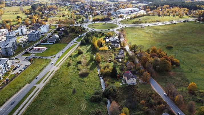 Объявление. Piedāvājumā perspektīvs zemesgabals pie Dreiliņu apļa, kas atrodas stratēģiski izdevīgā vietā, Цена: 375000 EUR Foto #2