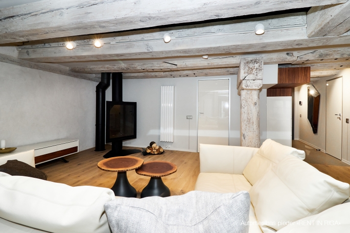 Sludinājumi. Vilhelma Nami Miesnieku ielā 13, 15 un 17 iespējams ir iekārojamākās adresēs Rīgā. Senatnes elpa Cena: 1.115e+06 EUR Foto #7