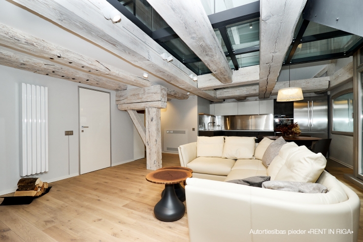 Sludinājumi. Vilhelma Nami Miesnieku ielā 13, 15 un 17 iespējams ir iekārojamākās adresēs Rīgā. Senatnes elpa Cena: 1.115e+06 EUR Foto #9