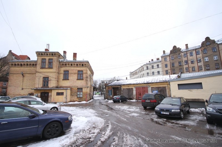 Объявление. Pārdodam perspektīvu objektu investīcijai Pērnavas un Rūdolfa ielas krustojumā.  Krustojumam pienāk Цена: 3.4e+06 EUR Foto #2