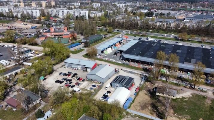 Sludinājumi. Servisa ēka, veikala/biroja ēka un teritorija Rumbulā.   Abu ēku GBA 1084 m2. Zemes platība īpašumā Cena: 1e+06 EUR Foto #5