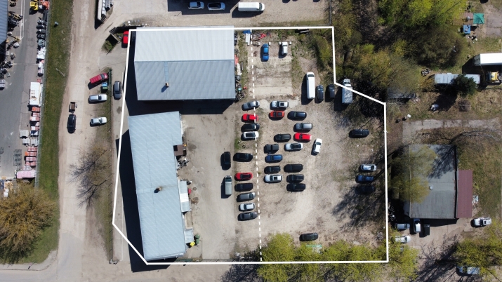 Sludinājumi. Servisa ēka, veikala/biroja ēka un teritorija Rumbulā.   Abu ēku GBA 1084 m2. Zemes platība īpašumā Cena: 1e+06 EUR Foto #3