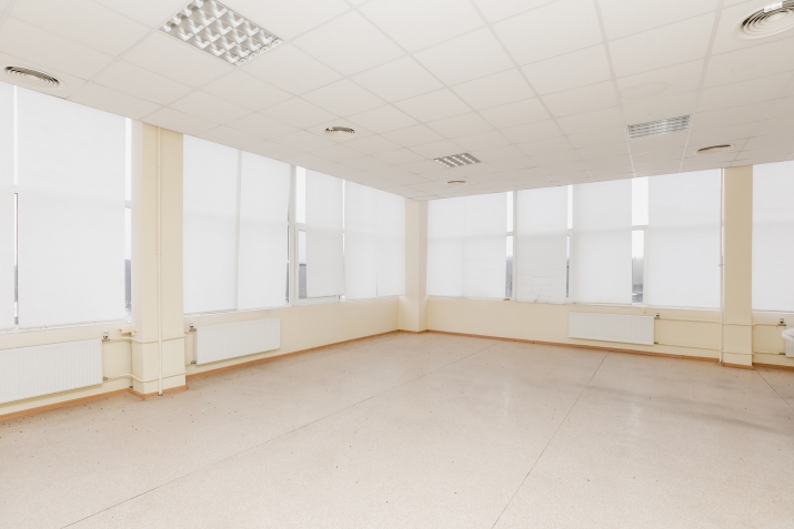 Sludinājumi. Plašas ražošanas telpas:  + teritorijas zonējums ar ražotnes statusu (R); + telpu grupa 1251 Cena: 5495 EUR/mēn Foto #5