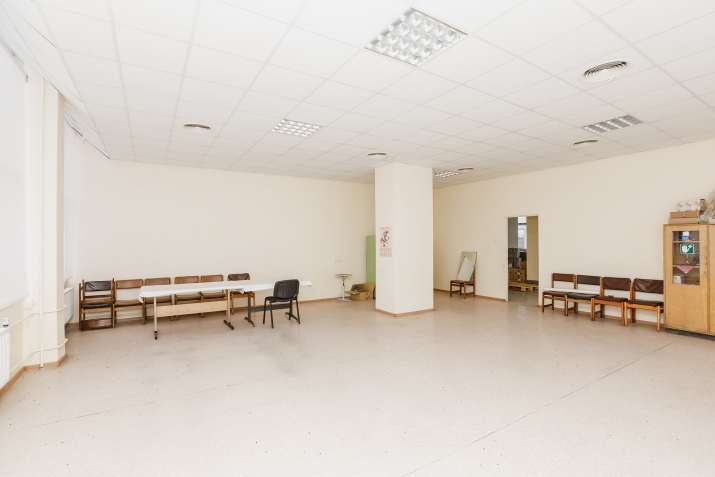 Sludinājumi. Plašas ražošanas telpas:  + teritorijas zonējums ar ražotnes statusu (R); + telpu grupa 1251 Cena: 5495 EUR/mēn Foto #7