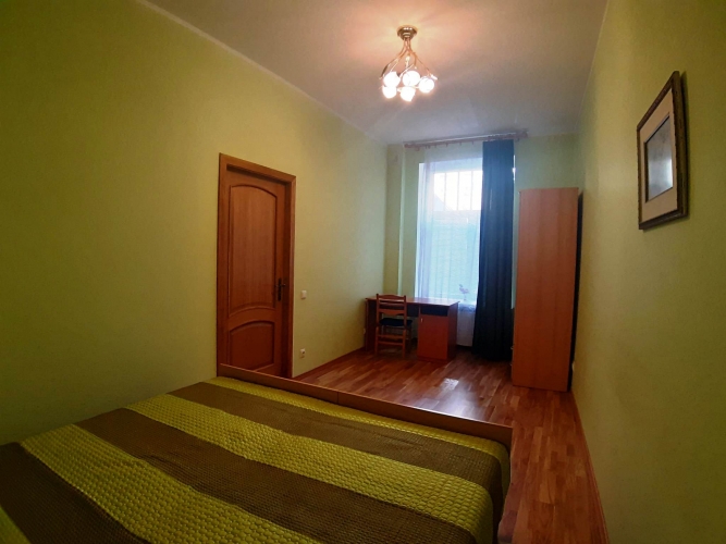 Sludinājumi. No jūlija vidus piedāvājam ilgtermiņā īrei mājīgu un siltu 3 istabu studio tipa dzīvokli klusā Cena: 550 EUR/mēn Foto #8