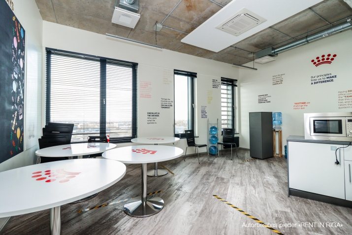 Объявление. Biroja telpas biroju ēkas Place Eleven 11. stāvā.  Birojs sastāv no vienas atvērta tipa darba Цена: 3440 EUR/мес. Foto #4