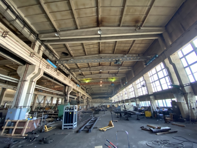 Sludinājumi. Ražošanas telpas, administratīvās telpas un teritorija Pļavniekos.  Ēku GBA 9158 m2: Ražošanas ēka Cena: 3.3e+06 EUR Foto #2