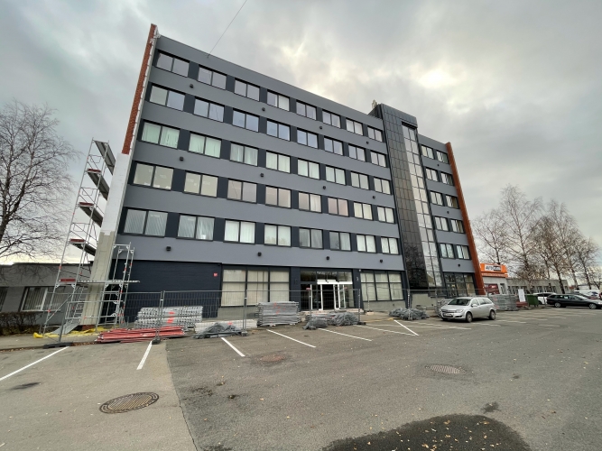 Sludinājumi. Nolitavas telpas Uriekstes ielā 5.  + Nolitavās dabīgais apgaismojums, kas ļaus ieekonomēt uz Cena: 5792 EUR/mēn Foto #5