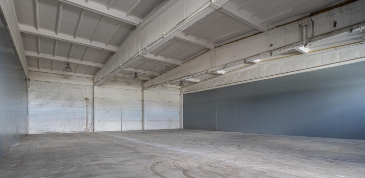 Sludinājumi. Nolitavas telpas Uriekstes ielā 5.  + Nolitavās dabīgais apgaismojums, kas ļaus ieekonomēt uz Cena: 5792 EUR/mēn Foto #3