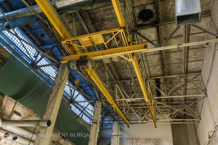 Sludinājumi. Ražošanas telpas ar telferi 2t.   + Viegla iebraukšana smagajam transportam no Bukultu ielas + Cena: 2275 EUR/mēn Foto #8