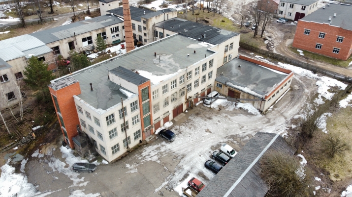 Sludinājumi. Piedāvājumā ražošanas telpas Cēsīs!  Īpašums atrodas pie paša Cēsu centra ar ērtu piekļūšanu no Cena: 330000 EUR Foto #6