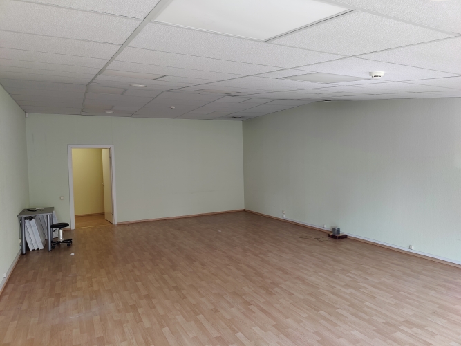 Sludinājumi. Tiek iznomātas biroja telpas Dārzciemā, TC Beta otrajā stāvā.  + atsevišķa ieeja no fasādes; + ir Cena: 342 EUR/mēn Foto #9