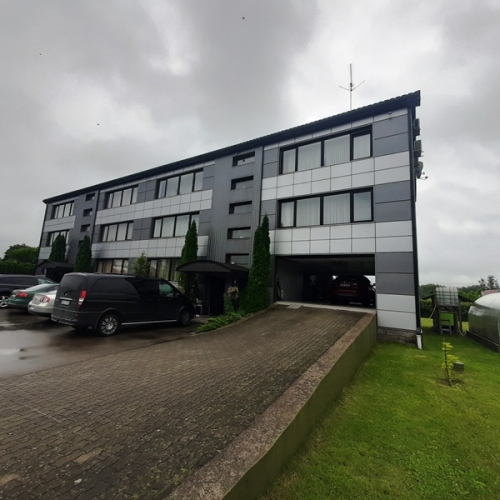 Sludinājumi. Piedāvājumā lielisks investīciju objekts  3 stāvu ēka 1211 m2 platībā ar viesu istabām, atpūtas un Cena: 1.35e+06 EUR Foto #1