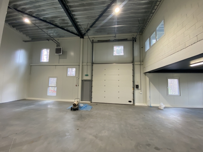 Sludinājumi. Stockoffice Berģos.  + 1. stāvā noliktavas telpas 247 m2; - Atvērta telpa; - Līdz pārliktnim 5.9m; Cena: 3128 EUR/mēn Foto #6