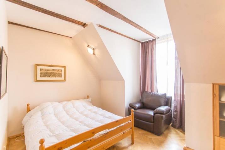 Sludinājumi. Tiek pārdots mājīgs 2 istabu dzīvoklis Vecrīgā (55 m2). - fasādes ēka  - dzīvoklis atrodas trešajā Cena: 140000 EUR Foto #5