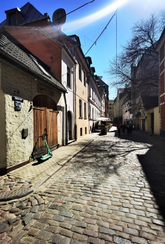 Sludinājumi. Tiek pārdots mājīgs 2 istabu dzīvoklis Vecrīgā (55 m2). - fasādes ēka  - dzīvoklis atrodas trešajā Cena: 140000 EUR Foto #8