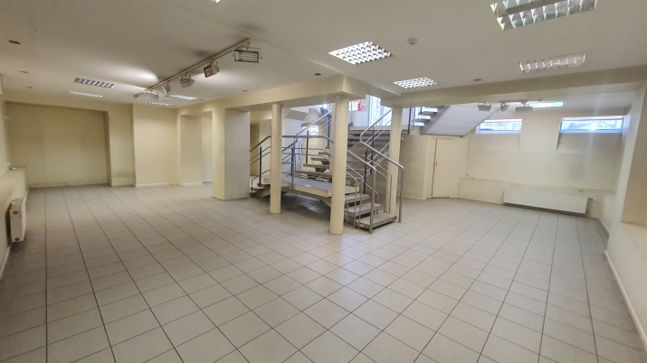 Объявление. Bright and Spacious Retail or Showroom Premises at 42 Stabu Street  The premises were previously Цена: 1000 EUR/мес. Foto #9