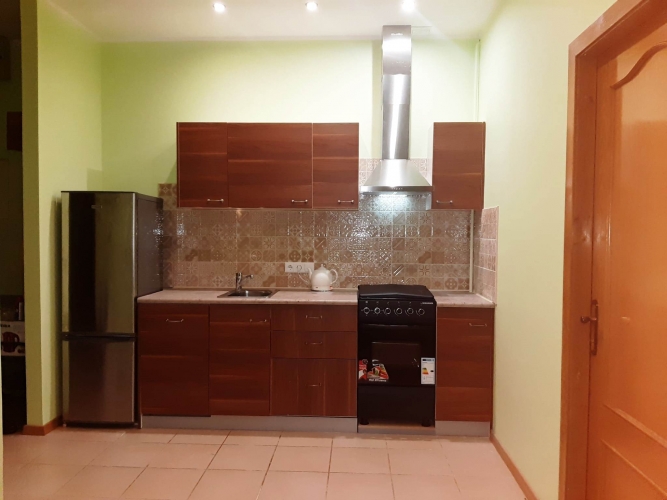 Sludinājumi. Ilgtermiņā izīrē mājīgu un siltu 2 izolētu istabu dzīvokli blakus t/c Bērnu pasaule.   + 2 izolētas Cena: 550 EUR/mēn Foto #2