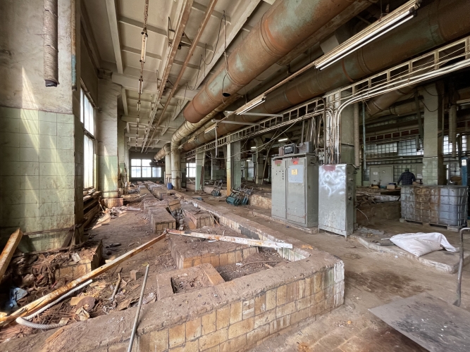 Sludinājumi. Ražotne vai noliktava tuvajā Purvciemā. Platība 843.8 m2. WC ir koplietošanā. Griestu augstums Cena: 886 EUR/mēn Foto #3