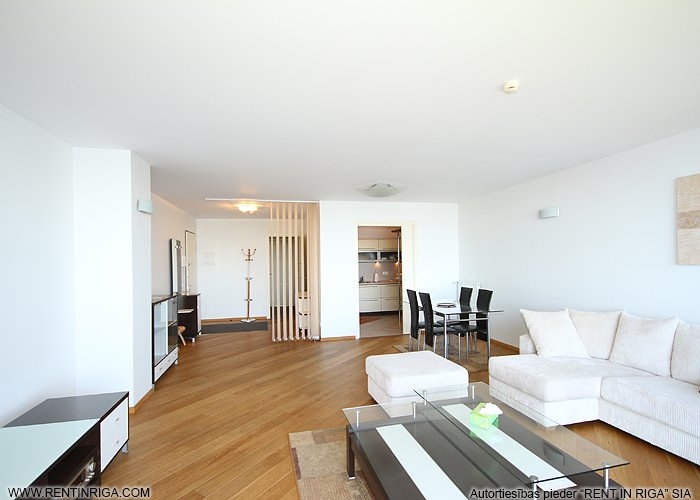 Sludinājumi. Visiespaidīgākais šajā dzīvoklī ir tiešais skats uz ūdens plašumu, varēsiet vienkārši atlaisties Cena: 340000 EUR Foto #5