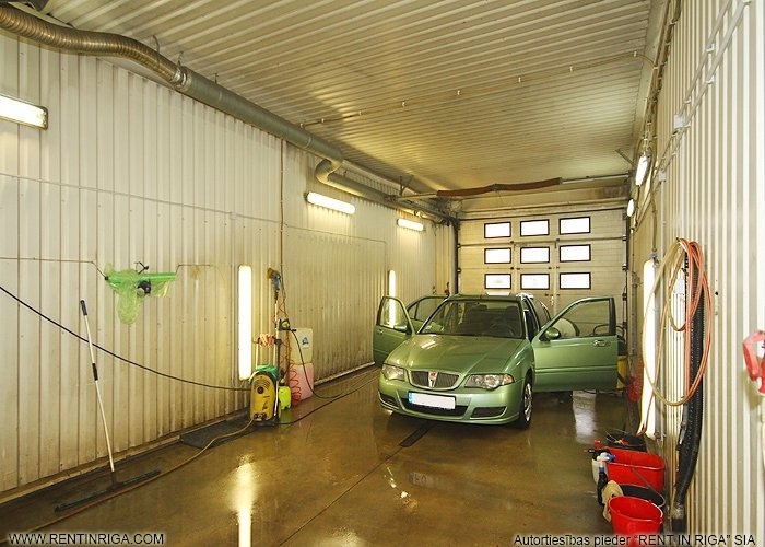 Объявление. Торгово-складское здание в центре города  Площадь земельного участка: 1 420 м (в собственности)  Цена: 1.25e+06 EUR Foto #6