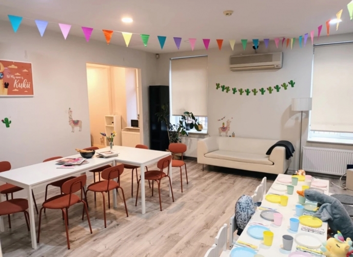 Sludinājumi. Tiek pārdotas lieliskas komerctelpas Rīgas centrā, vēsturiskas ēkas pirmajā stāvā. 6 stāvu mūra Cena: 135000 EUR Foto #7