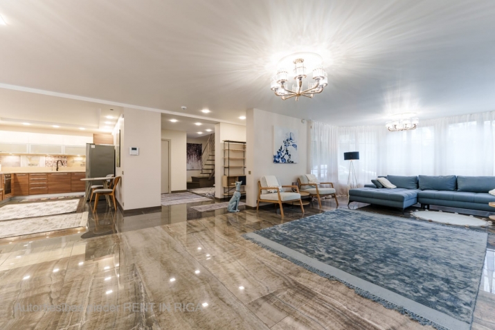 Sludinājumi. Tiek pārdota 3 stāvu māja (dvīnu mājas sekcija), 1 līnijā, Bulduri, Jūrmala. Mājas kopējā platība Cena: 820000 EUR Foto #5