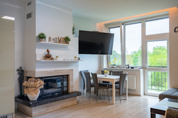 Sludinājumi. Tiek pārdots plašs  4-istabu dzīvoklis ar pārdomātu plānojumu, Juglas mikrorajona zaļākajā daļā, Cena: 221500 EUR Foto #3