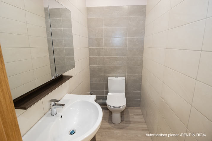 Sludinājumi. Jaunas ofisa telpas  Rīgas centrā, jaunā rekonstruētā projektā Pernavas iela. Telpas ir aprīkoti Cena: 1250 EUR/mēn Foto #5